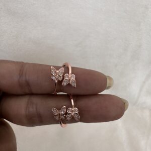 Toe ring (Rose gold finish)