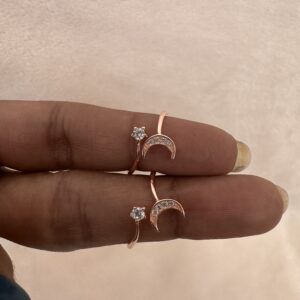 Toe ring (Rose gold finish)